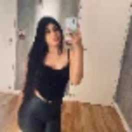 Mikaelly, aluna